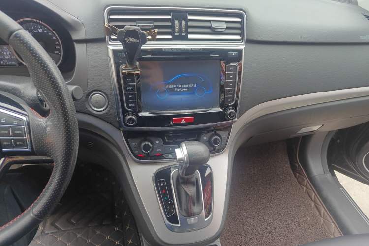 Used Haval H6 2015 Sport Edition 1.5T Automatic Two-Wheel Drive Luxury Model