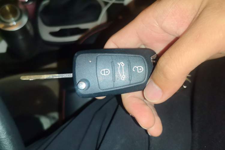 Used Great Wall M4 2015 1.5L AMT Luxury Model Vehicle Key