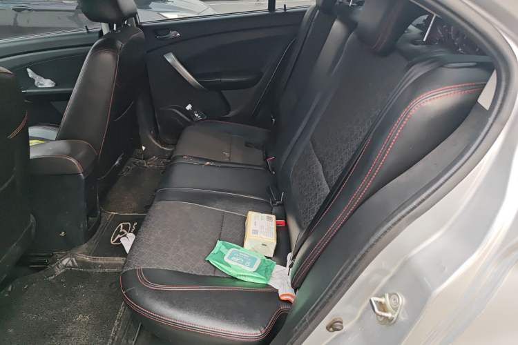 Used Cowin C3 2015 1.5L Manual Gold Diamond Edition