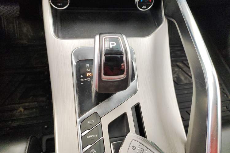 Used Geely Auto Coolray 2019 260T DCT Knight China VI Standard
