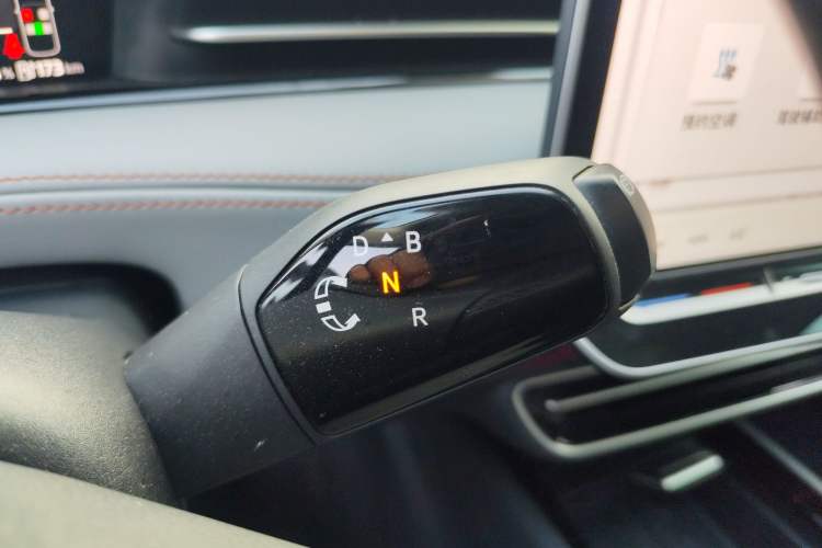 Used Volkswagen ID.7 VIZZION 2024 AIR model
