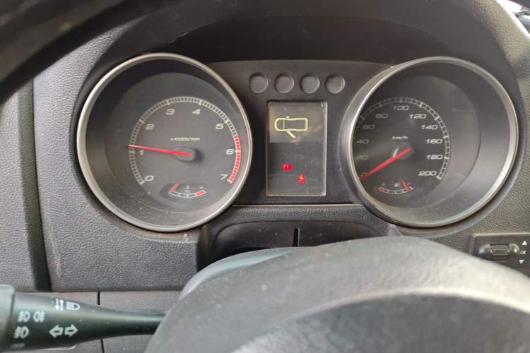 Used BAIC Off-Road BJ40 2014 2.4L Manual Cross-Country Edition
