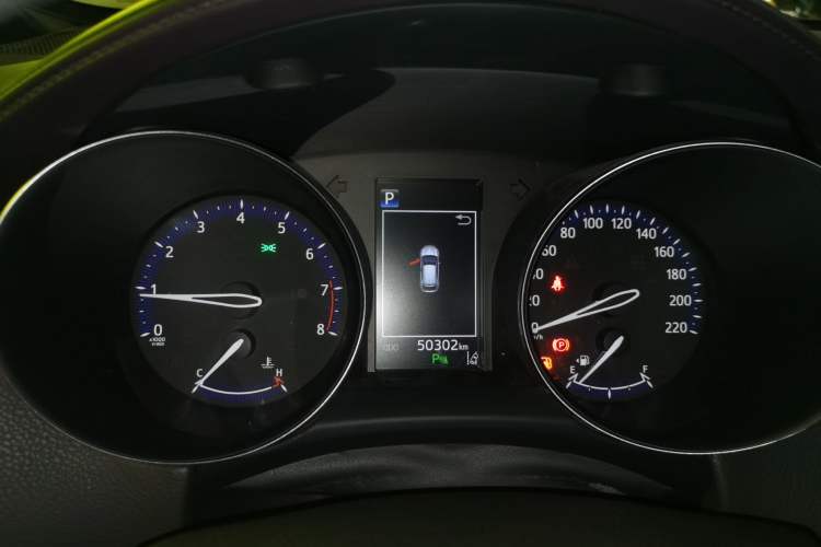 Used Toyota IZOA 2020 2.0L Enjoy Edition
