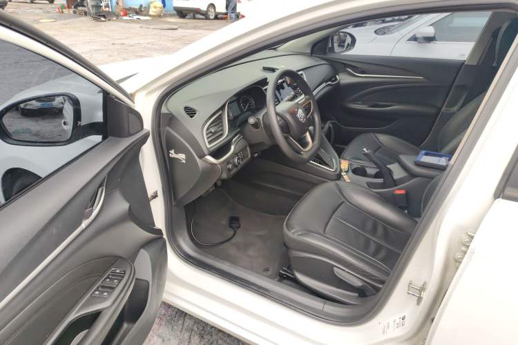 Used Buick GT 2015 15N Automatic Deluxe Edition