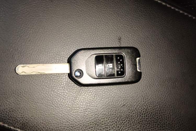 Used Honda CR-V 2021 240TURBO CVT 2WD Comfort Version Vehicle Key