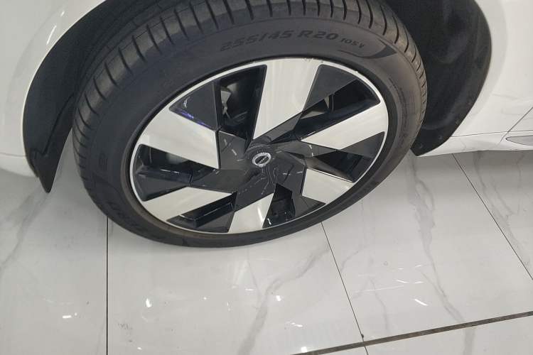 Used Volvo XC60 New Energy 2024 T8 Plug-in Hybrid Long-Range All-Wheel Drive Smart Luxury Edition
