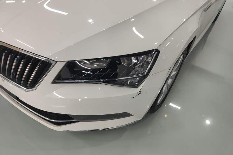 Used Skoda Superb 2018 TSI330 DSG Comfort Edition China V Standard Left Front Headlight