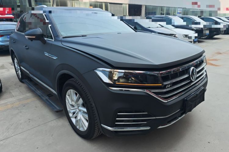 Used Volkswagen Touareg 2019 2.0TSI Ruiyi Edition China VI Standard Front Right 45 Deg