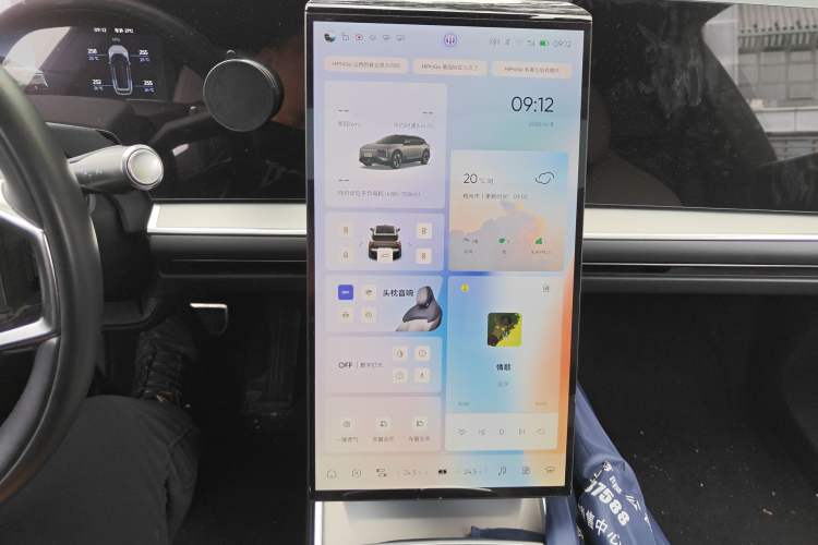 Used HiPhi Y 2023 560 km Pioneer Edition Audio And AC Panel