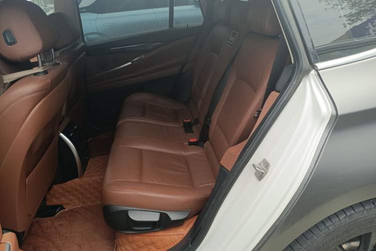 Used BMW 5 Series GT 2015 528i Leading Model Left Rear Seat