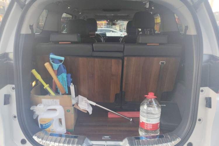 Used GAC Trumpchi M8 2024 Lingxiu Series 390T Deluxe Edition
