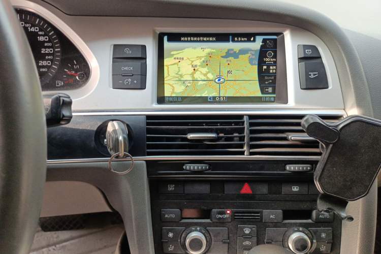 Used Audi A6L 2011 2.0 TFSI Automatic Standard Edition Audio And AC Panel