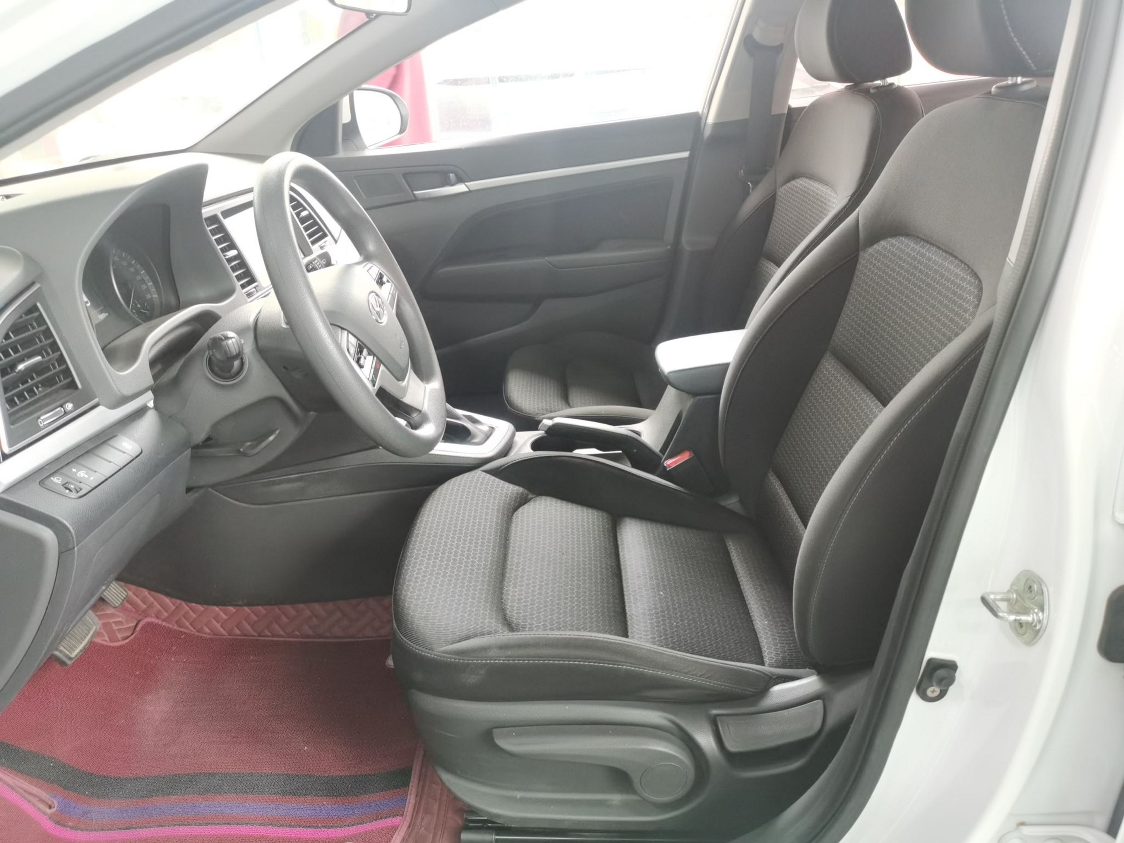 Avant de la voiture