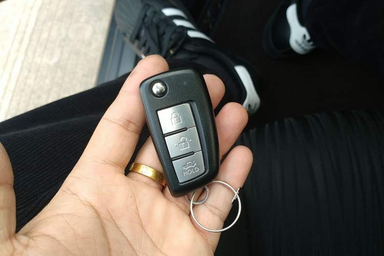 Used Nissan Sylphy 2022 Classic 1.6XE CVT Comfort Edition Vehicle Key