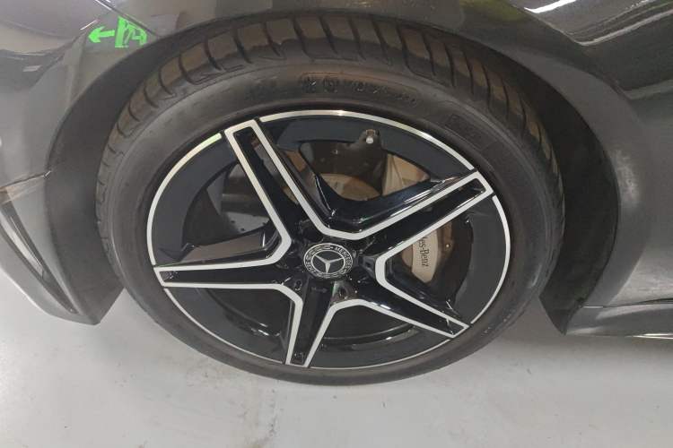 Used Mercedes-Benz CLS 2023 Facelifted CLS 300 Luxury Model