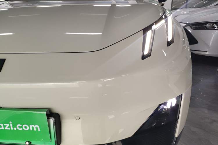 Used Lynk & Co Z20 2025 530 km Range Rear-Wheel Drive Pro
