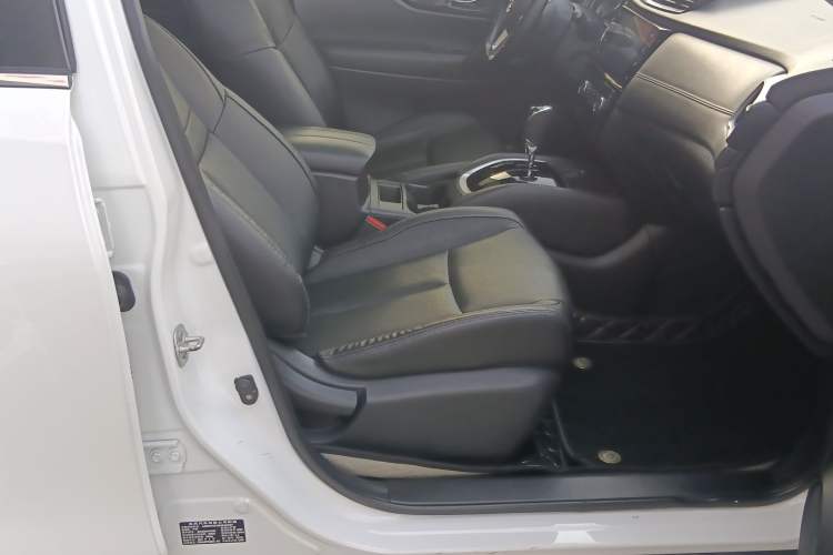 Used Nissan X-Trail 2021 2.0L CVT 2WD XL ITS Comfort Commemorative Edition Right Front Seat