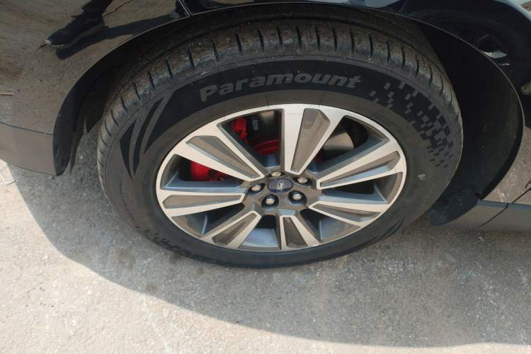 Used Ford Edge 2021 PLUS EcoBoost 245 Two-Wheel-Drive Platinum Edition 5 Seats