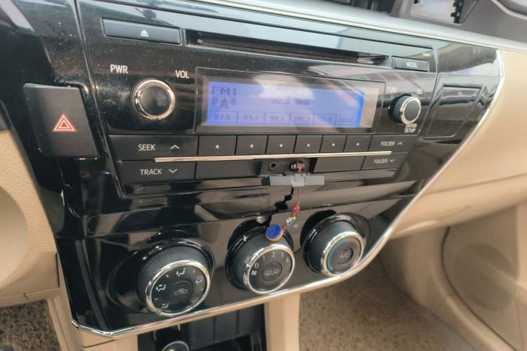 Used Toyota Corolla 2014 1.6L Manual GL