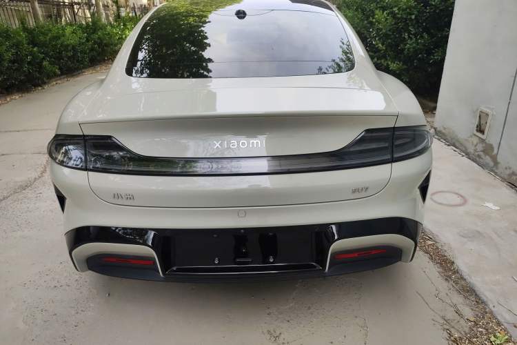 Used Xiaomi Auto SU7 2024 Rear-Drive Long-Range Intelligent Driving Version