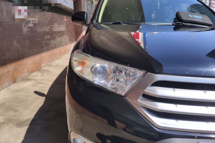 Used Toyota Highlander 2012 2.7L Two-Wheel Drive 5-Seater Sport Edition
