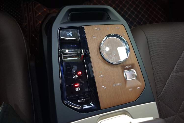 Used BMW iX 2023 Updated xDrive40
