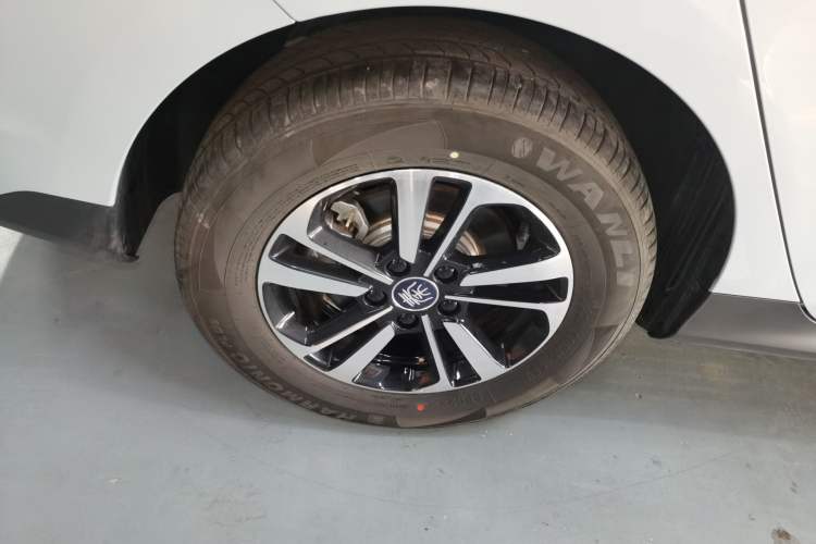 Used BYD Qin PLUS 2025 DM-i Smart Drive 120KM Superior Model
