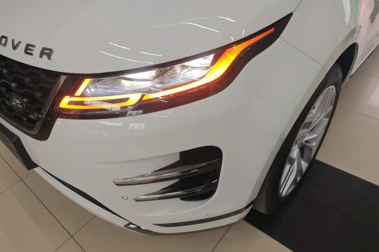 Used Land Rover Range Rover Evoque 2021 Range Rover Evoque 200 PS R-Dynamic Standard Elite Edition