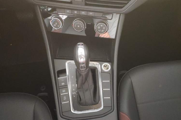 Used Volkswagen Bora 2021 1.5L Automatic Comfort Smart Connect Edition
