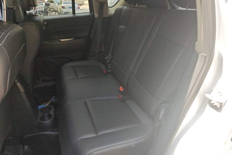 Used Jeep Compass 2014 Revised Version 2.0L Two-Wheel Drive Elite Edition
