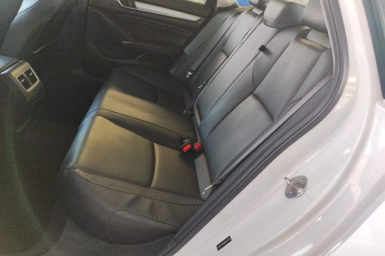 Used Honda Accord 2018 260TURBO Elite Edition China VI Left Rear Seat