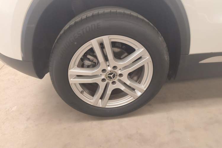 Used Mercedes-Benz GLA 2023 GLA 200 Right Rear Wheel Hub