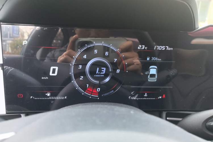 Used Hyundai Elantra 2022 1.5L CVT LUX Prestige Edition
