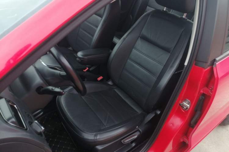 Used Volkswagen Polo 2014 1.6L Automatic Luxury Edition
