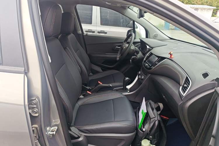 Used Chevrolet Trax 2018 330T Automatic Two-Wheel Drive Elite Model