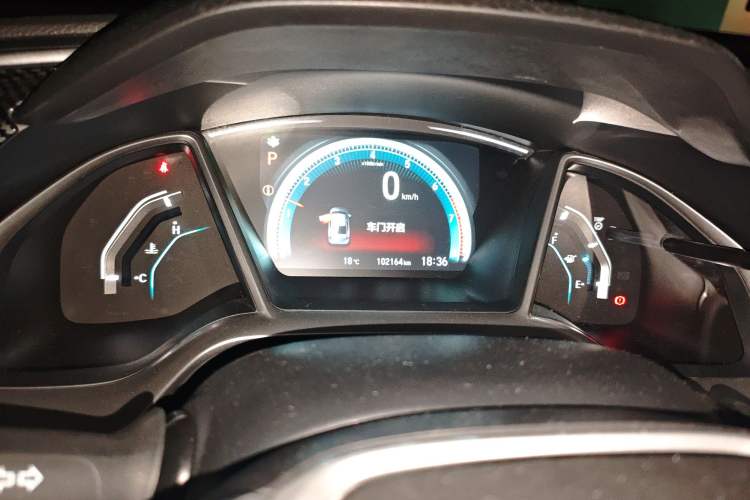 Used Honda Civic 2016 220TURBO CVT Luxury Edition
