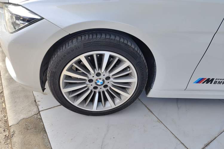 Used BMW 3 Series 2019 320Li Fashion Model Exterior 2