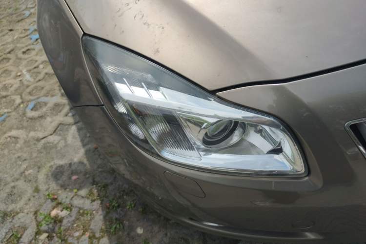Used Buick Regal 2012 2.4L SIDI Flagship Edition Right Front Headlight