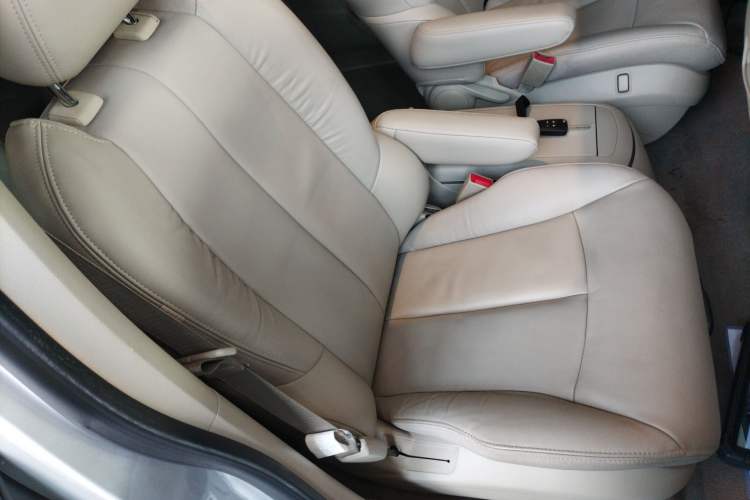 Used Buick GL8 2017 25S Luxury Version China V Standard
