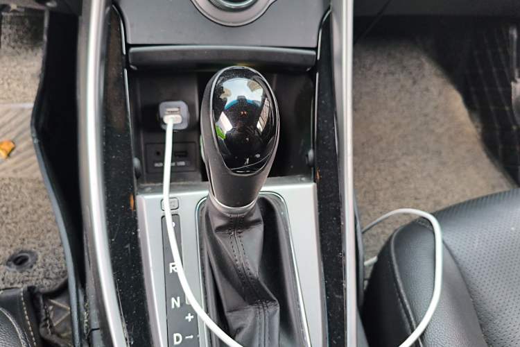 Used Hyundai Elantra (5th Generation / Langdong) 2015 1.6L Automatic Luxury Model Gear Lever