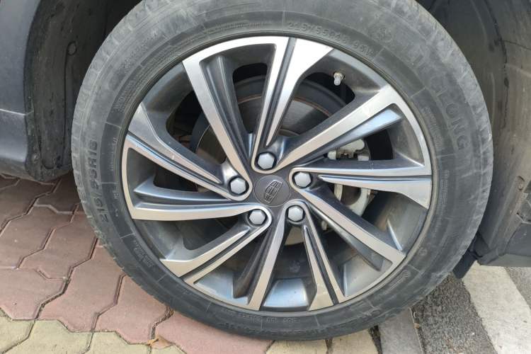 Used Geely Auto Coolray 2019 260T DCT Explorer China V Standard
