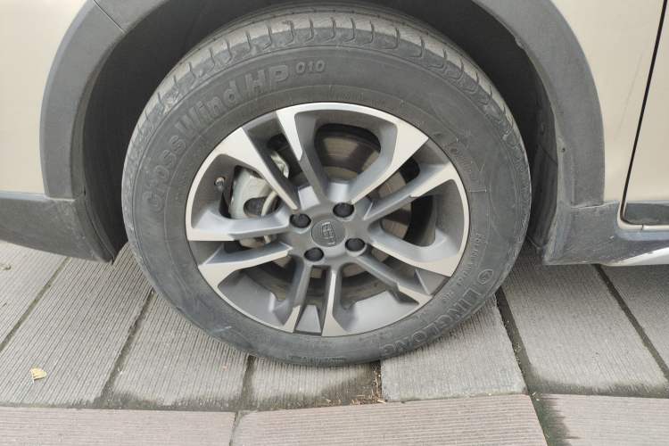 Used Geely Auto Vision X3 2019 Upgraded Model 1.5L CVT Prestige Version
