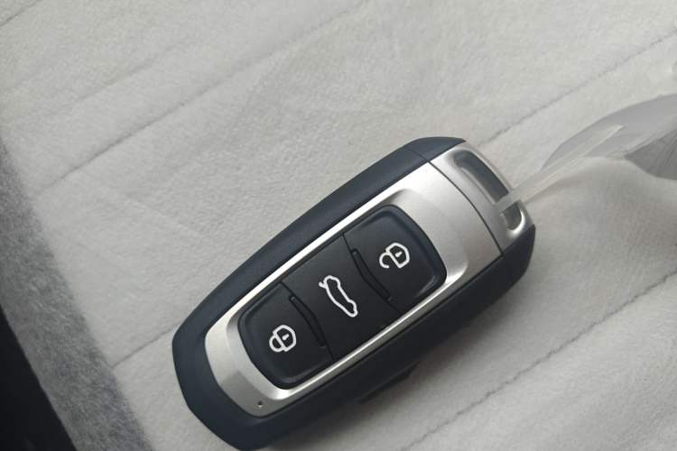 Used Livan Blue Balloon 2025 Model Dynamic Version Interior 1