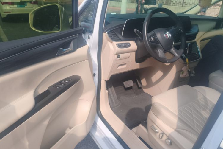 Used Buick GL8 2022 ES Land Cruiser 653T Luxury Model