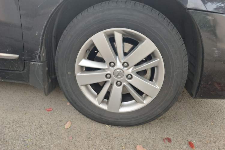 Used Nissan Teana 2011 2.0L XL Comfort Edition Right Front Wheel Hub
