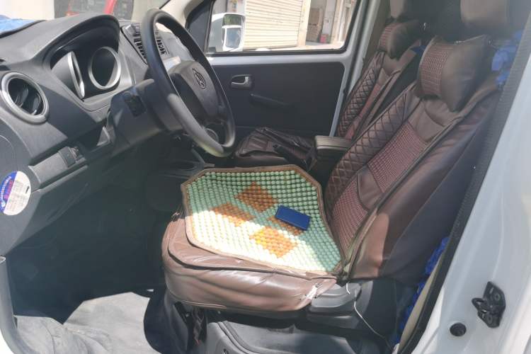 Used CHANGAN KAICHENG Ruixing M80 2021 1.6L Base Version 2-Seater Non-Air-Conditioned China VI Standard Flat Roof Liftback Doors DAM16KR Interior 3