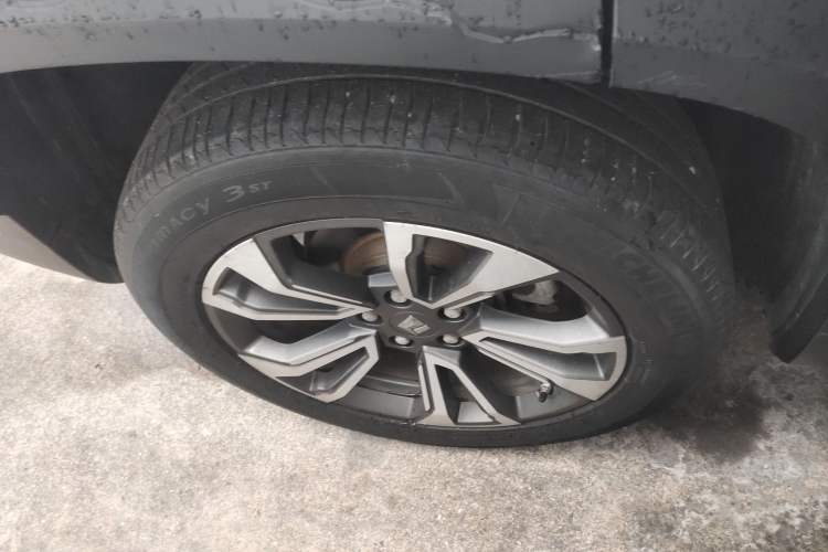 Used Baojun RS-5 2019 1.5T CVT Intelligent Driving Flagship Version China VI Emission Standard
