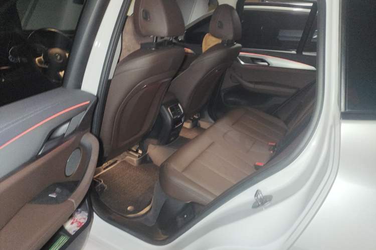 Used BMW iX3 2022 Leading Type
