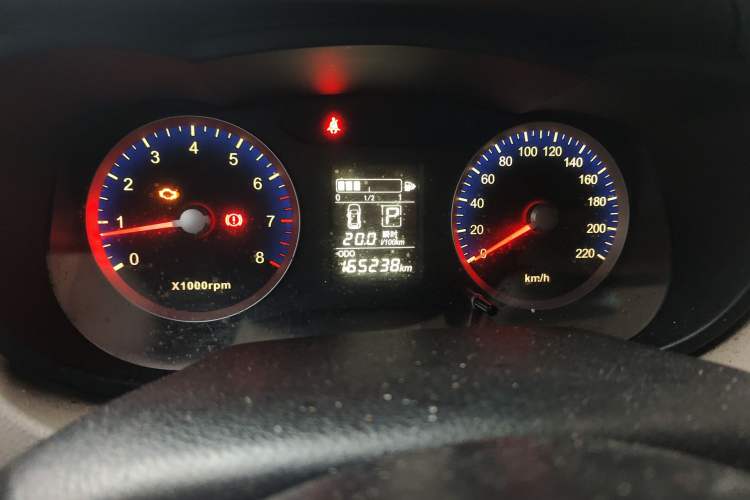 Used Venucia R50 2015 1.6L Automatic Fashion Edition Instrument Cluster