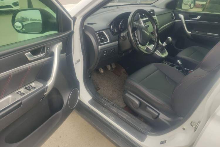 Used Haval M6 2019 1.5T Manual Two-Wheel Drive Elite Version China VI Standard